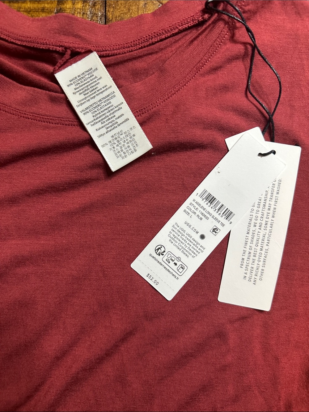 NWT UGG Aidelene Long Sleeve Tee in Rubious (Red) - Size Large - Picture 6 of 7